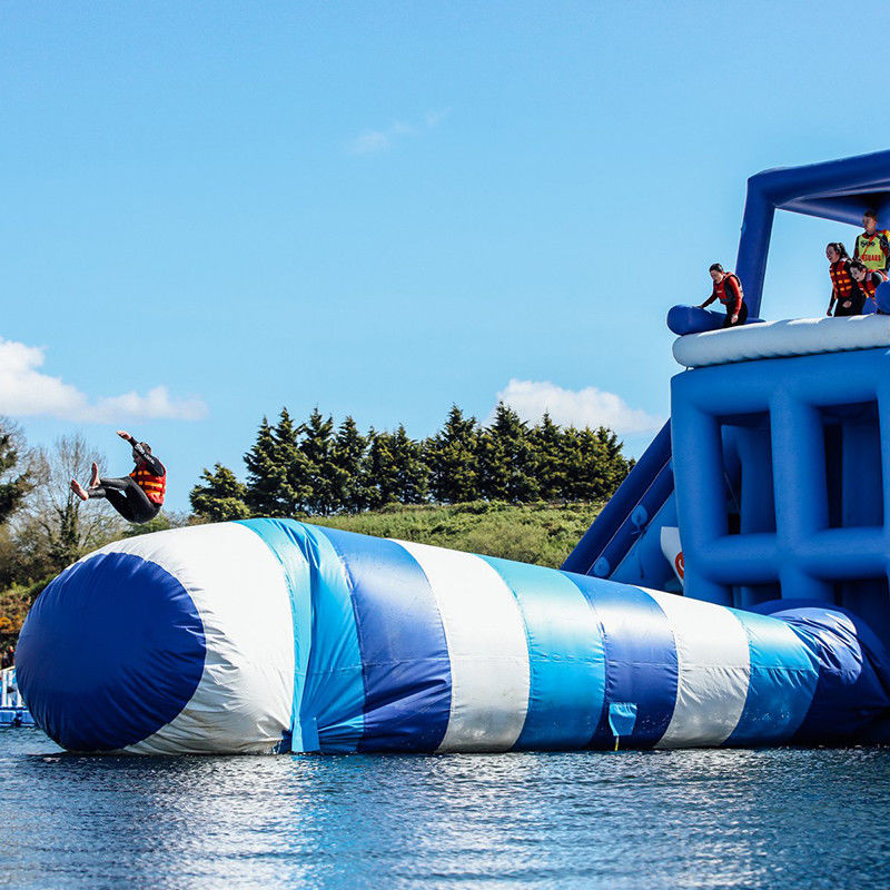 Giant inflatable water blob