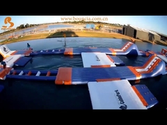 250 Άτομα Γιγαντιαία Φουσκωτά Παιχνίδια Πάρκου Νερού Πιστοποιητικό TUV Wipeout Course